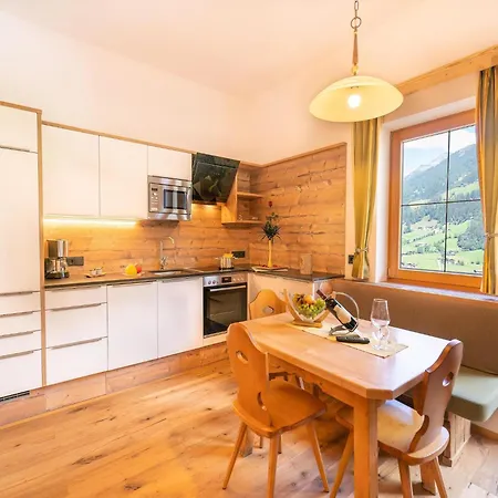 Appartement In Neustift Near Lift