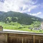 In Neustift Near Lift Apartment *